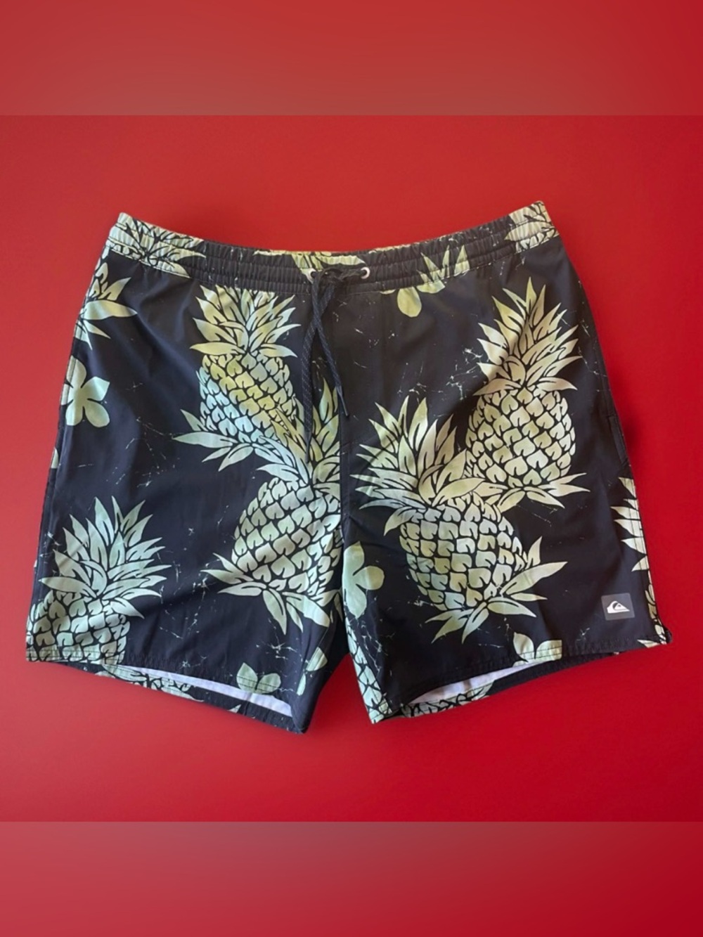 NWT Quiksilver Waterman Collection Pineapple Web Swim Shorts Men's XL Black